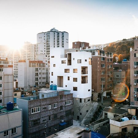 Morning Dew Guesthouse Busan Exteriör bild
