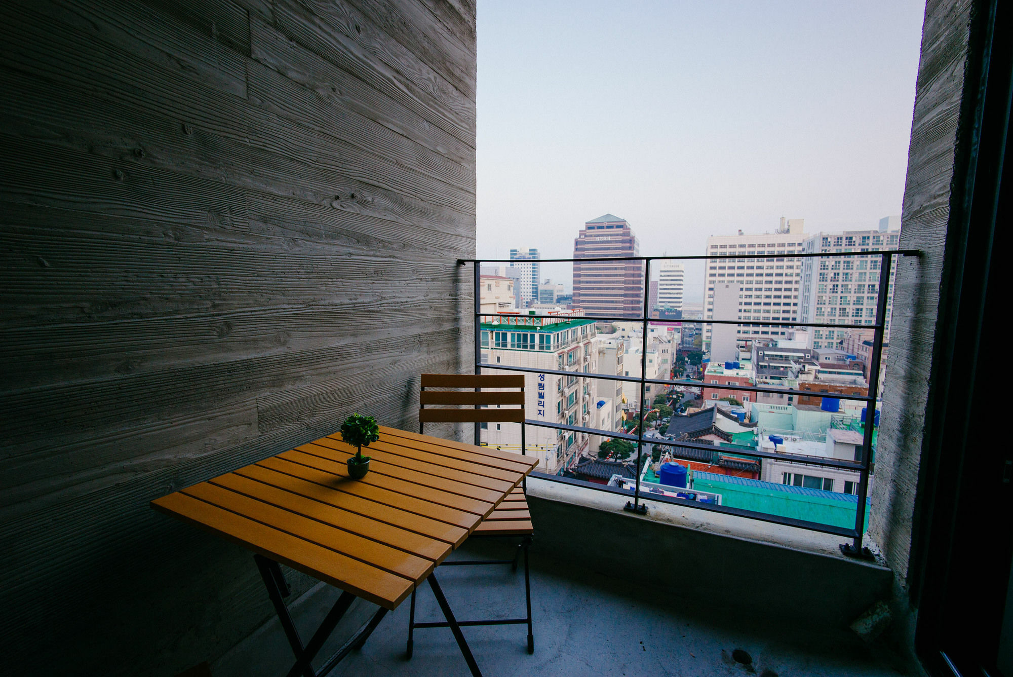 Morning Dew Guesthouse Busan Exteriör bild